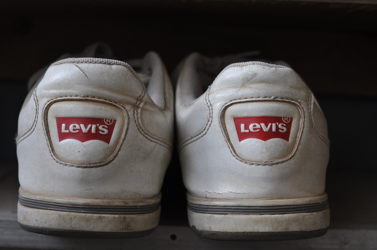 Top 5 Tips for Buying Pre-Owned Footwear